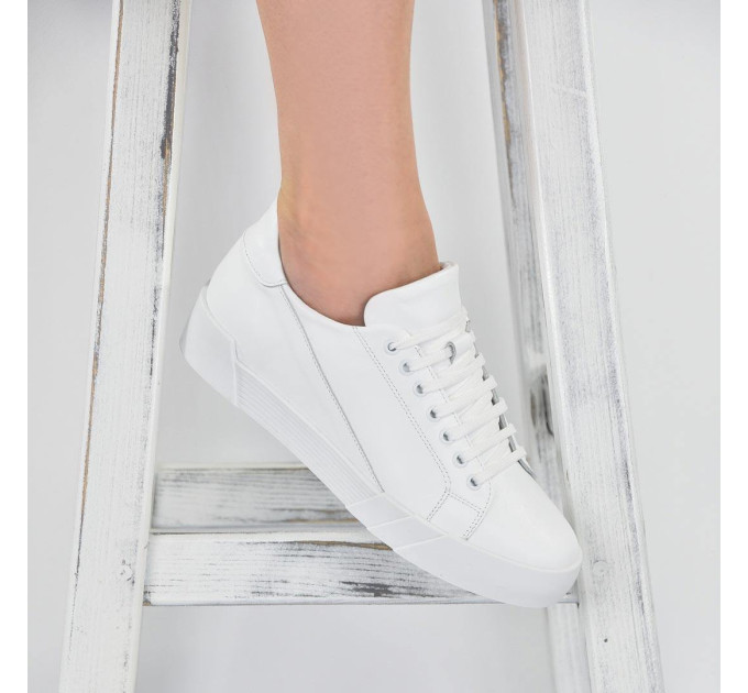 Бели дамски кецове Sesil white