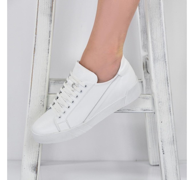 Бели дамски кецове Sesil white