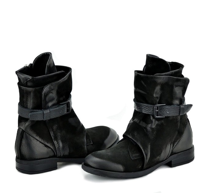 Дамски боти Nati black