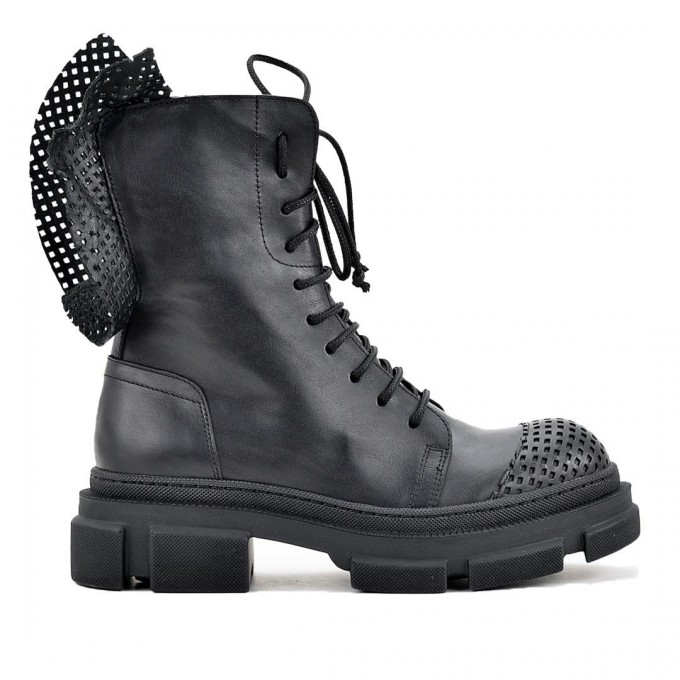 Дамски боти Nikol black