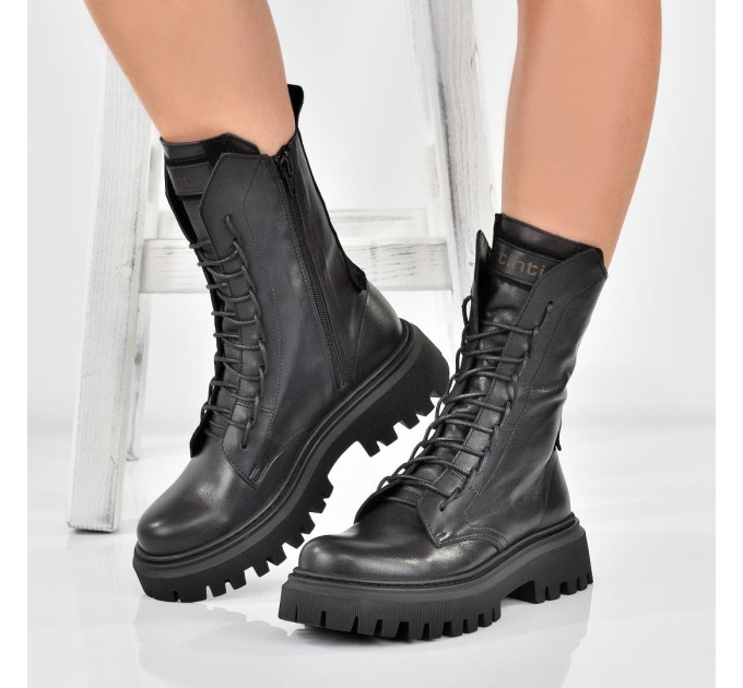Дамски боти Olia black