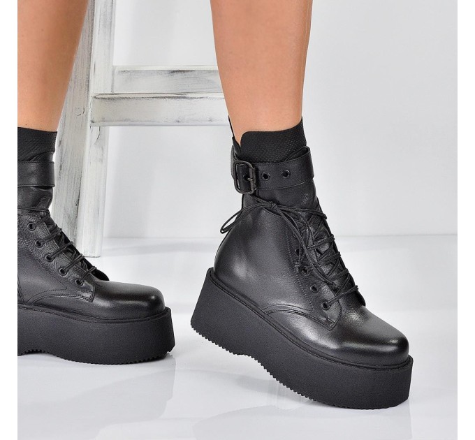 Дамски боти Sibil black
