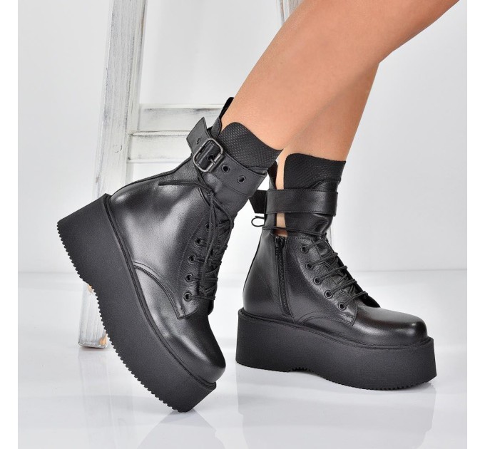 Дамски боти Sibil black