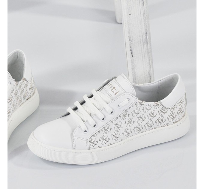 Дамски кецове Beti white