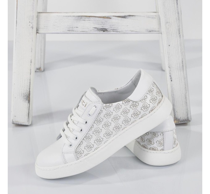 Дамски кецове Beti white