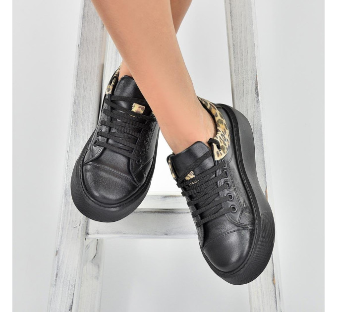 Дамски кецове Divna black leopard