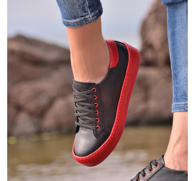 Дамски кецове Emi black red