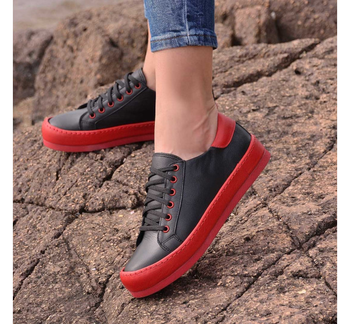 Дамски кецове Emi black red