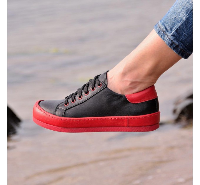 Дамски кецове Emi black red