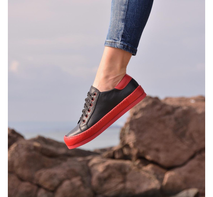 Дамски кецове Emi black red