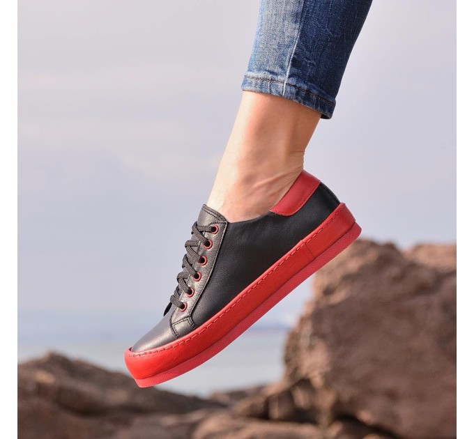Дамски кецове Emi black red