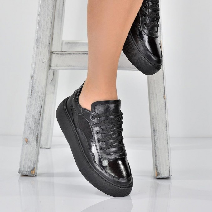 Дамски кецове Lena black lak