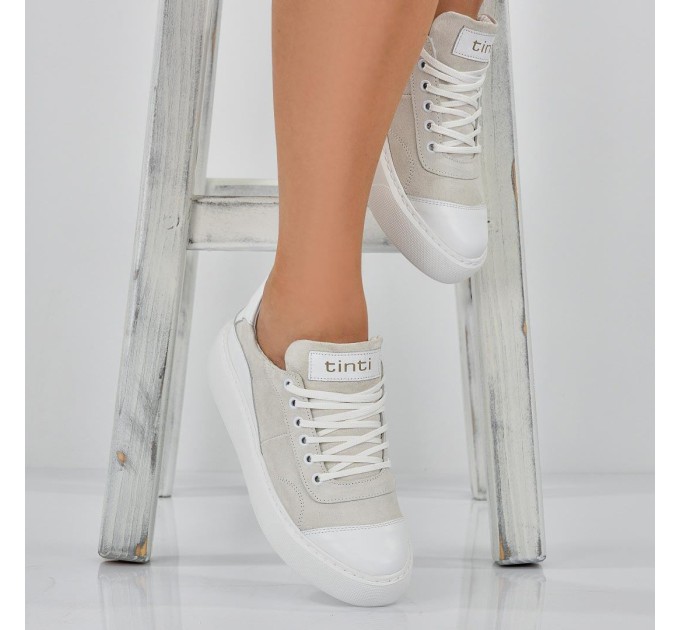 Дамски кецове Vivian white