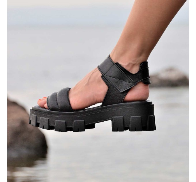 Дамски черни сандали Afrodita black