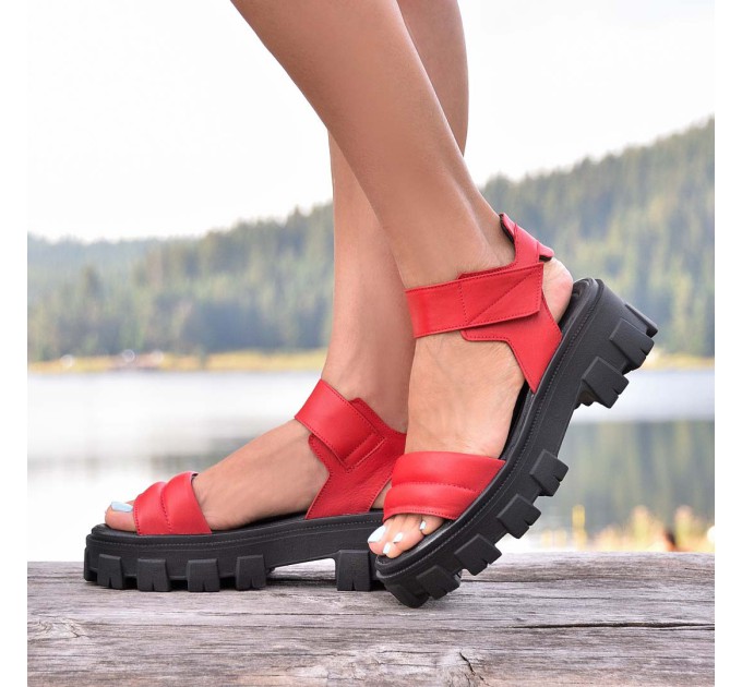 Дамски сандали Afrodita red