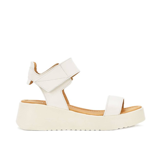 Дамски сандали на платфотма Vasilena beige