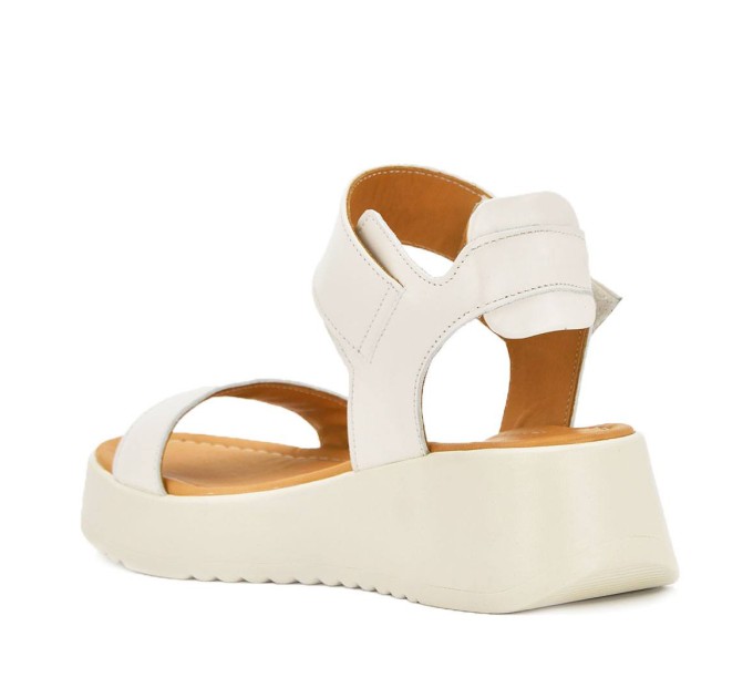 Дамски сандали на платфотма Vasilena beige