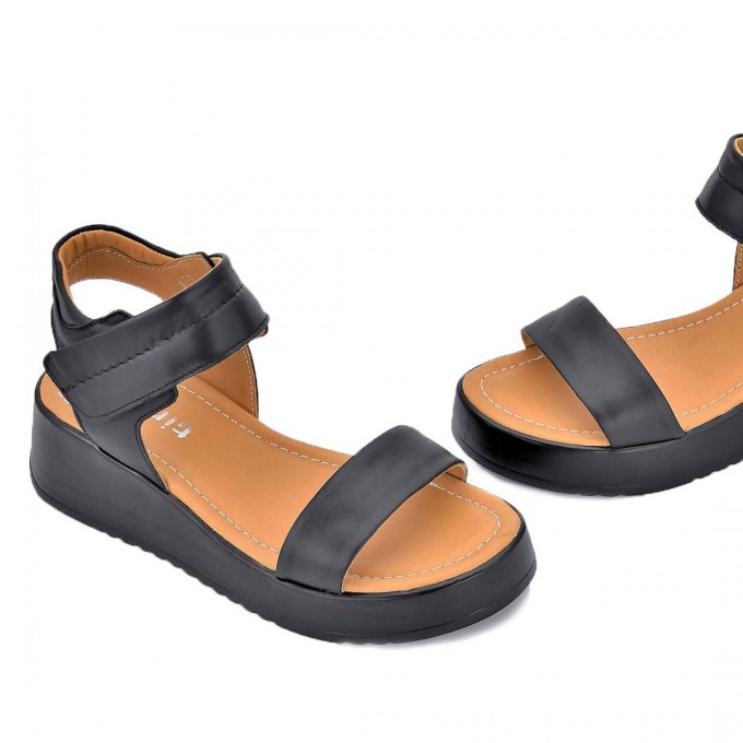 Дамски сандали на платформа Verona black