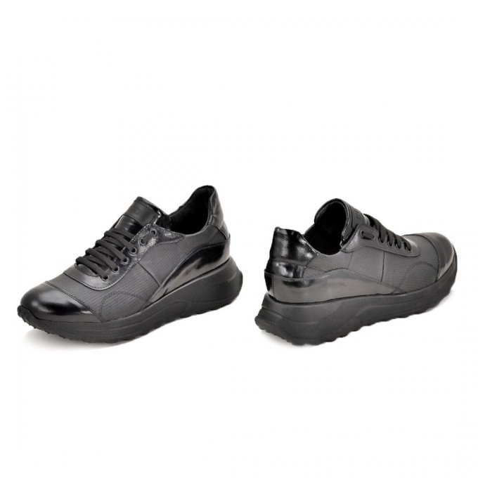 Дамски сникърси от лак и кожа Tatiana black stamp